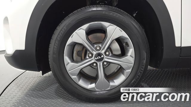 Kia Seltos 2023 — photo 5