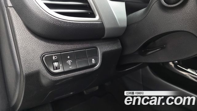 Kia Seltos 2023 — photo 25