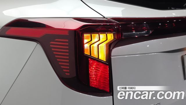 Kia Seltos 2023 — photo 9