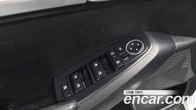 Kia Seltos 2023 — photo 28