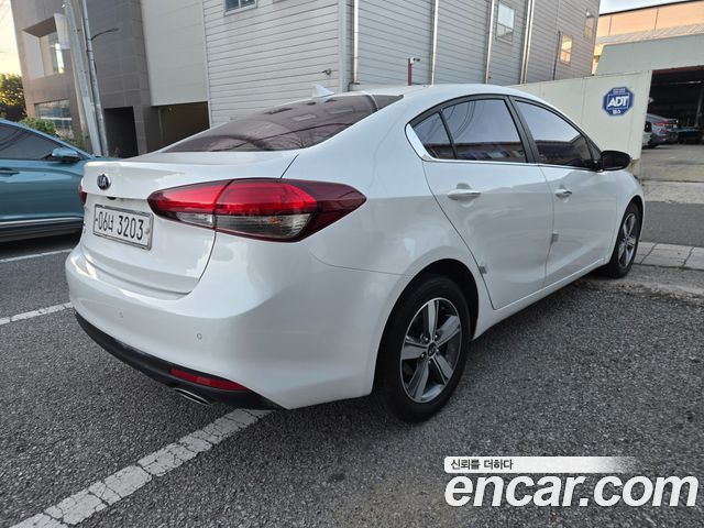 Kia K3 2018 — photo 4