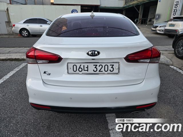 Kia K3 2018 — photo 5