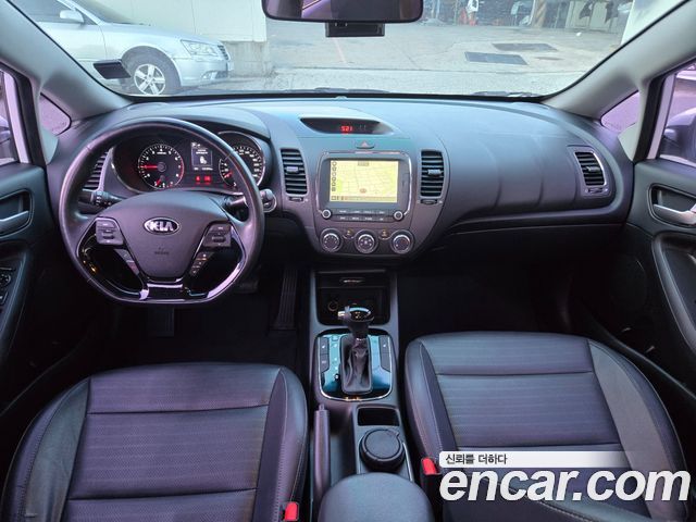 Kia K3 2018 — photo 9
