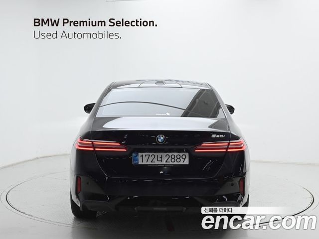 BMW 5-Series 2025 — photo 4