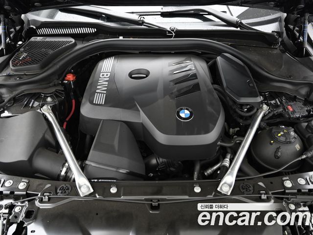 BMW 5-Series 2025 — photo 6