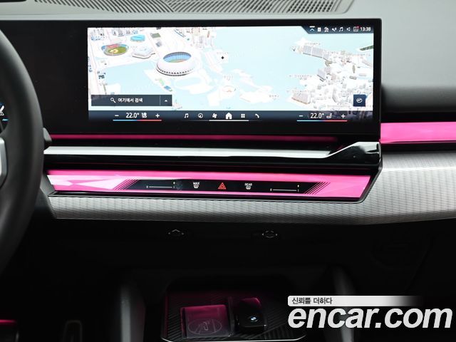 BMW 5-Series 2025 — photo 14