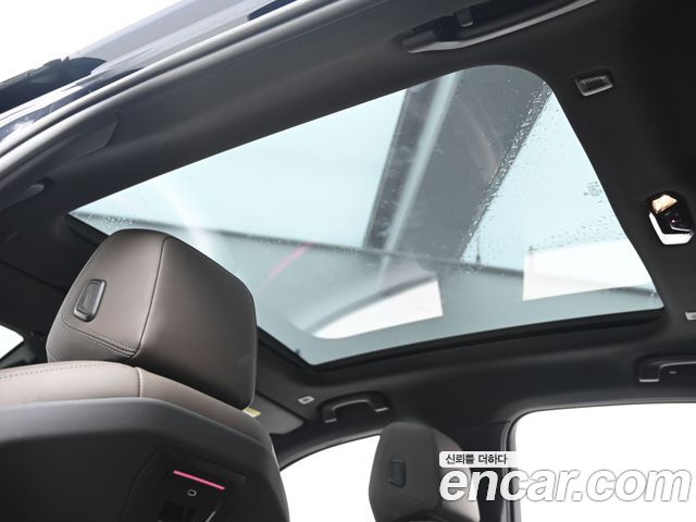 BMW 5-Series 2025 — photo 19