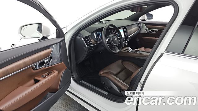 Volvo S90 2021 — photo 13