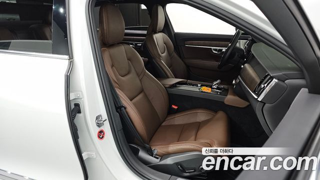 Volvo S90 2021 — photo 16