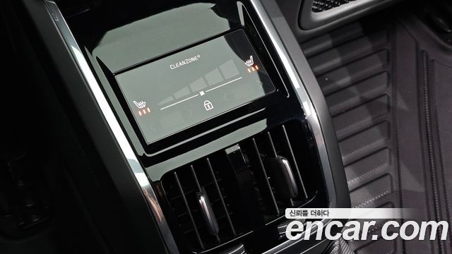 Volvo S90 2021 — photo 30