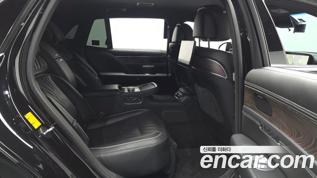 Genesis G90 2022 — photo 18