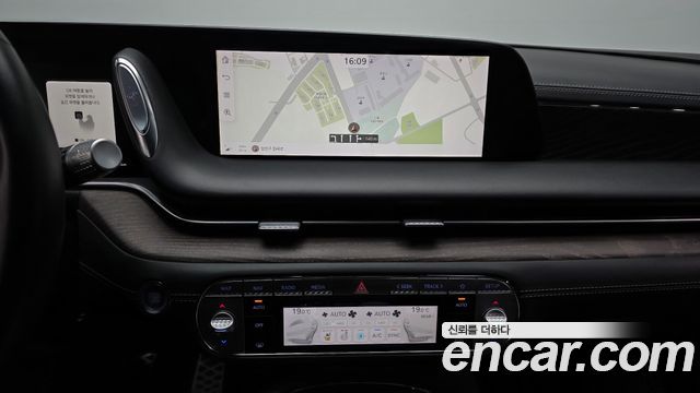 Genesis G90 2022 — photo 20