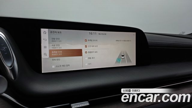 Genesis G90 2022 — photo 24