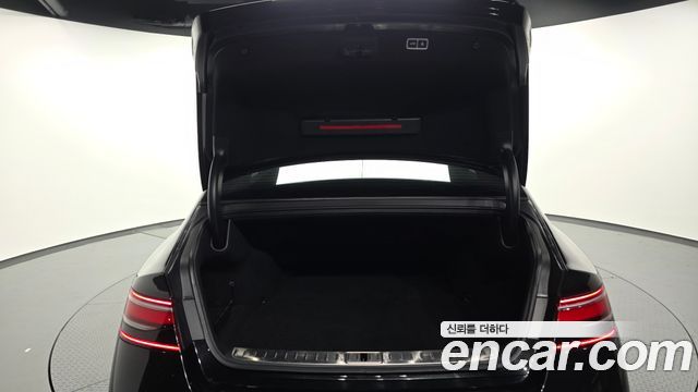 Genesis G90 2022 — photo 26