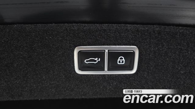 Genesis G90 2022 — photo 27