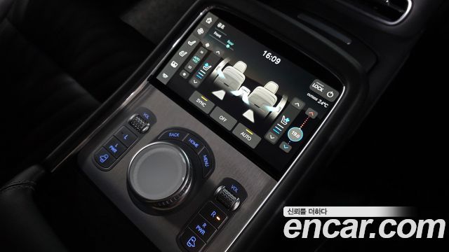 Genesis G90 2022 — photo 30