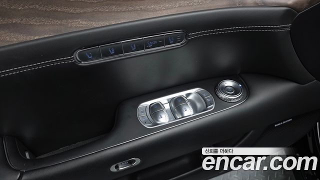 Genesis G90 2022 — photo 34