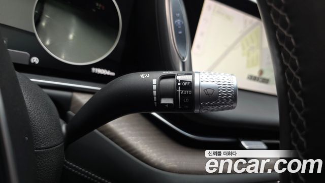 Genesis G90 2022 — photo 37