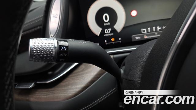 Genesis G90 2022 — photo 38