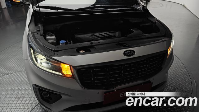 Kia Canival 2020 — photo 6