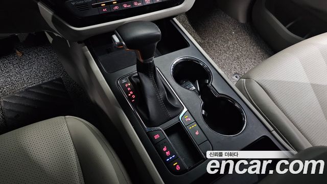 Kia Canival 2020 — photo 12