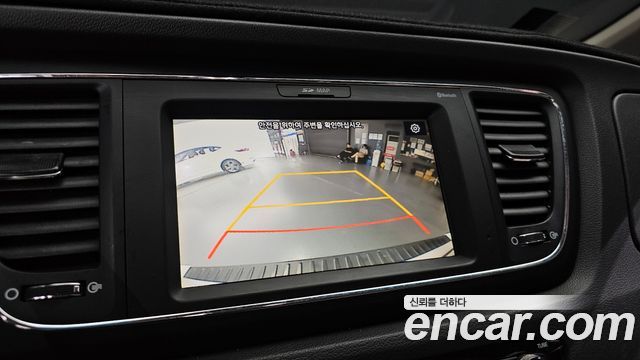 Kia Canival 2020 — photo 21