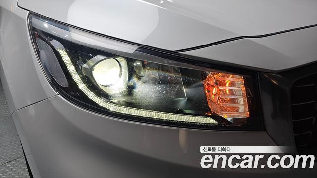 Kia Canival 2020 — photo 8