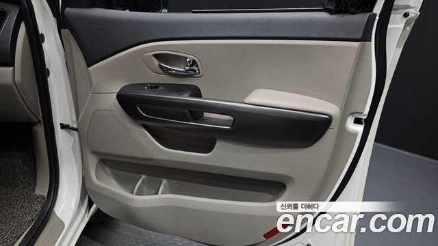 Kia Canival 2020 — photo 15