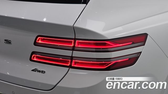 Genesis GV80 2021 — photo 9