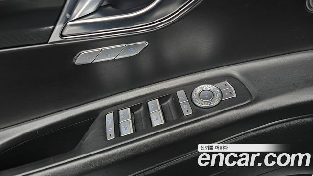 Genesis GV80 2021 — photo 29