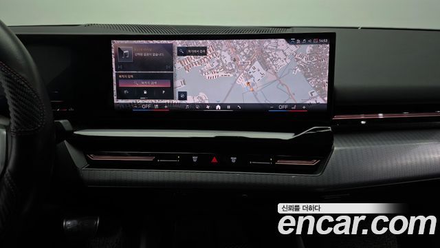 BMW 5-Series 2024 — photo 14