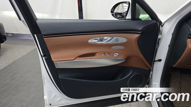 Genesis GV70 2021 — photo 14