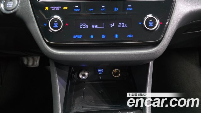 Hyundai Ioniq 2020 — photo 25