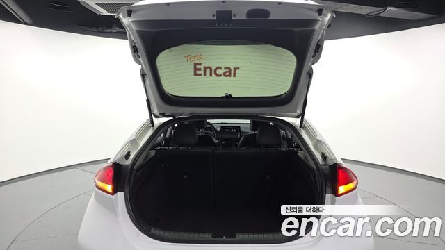 Hyundai Ioniq 2020 — photo 26