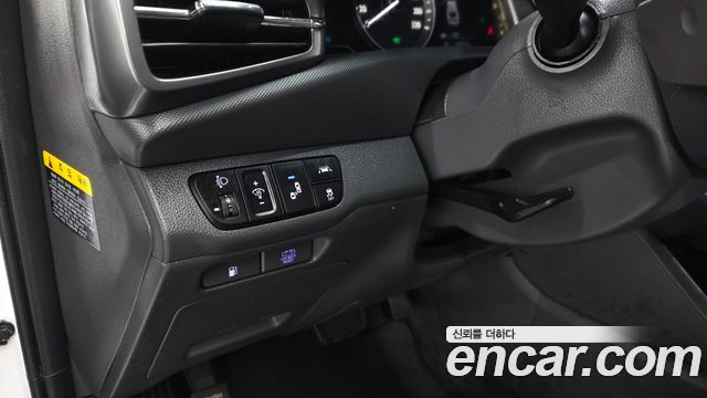 Hyundai Ioniq 2020 — photo 27