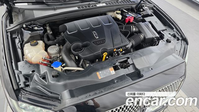 Lincoln Continental 2019 — photo 6