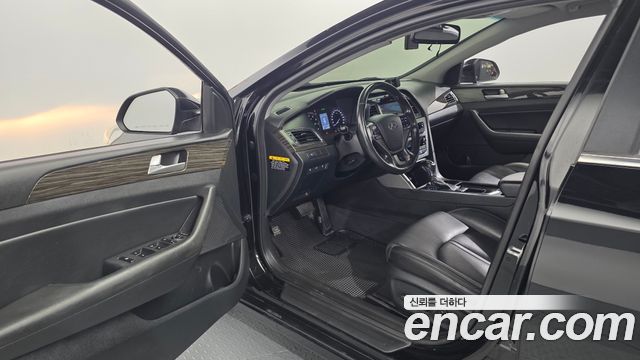 Hyundai Sonata 2015 — photo 13
