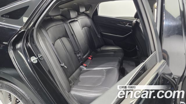 Hyundai Sonata 2015 — photo 18