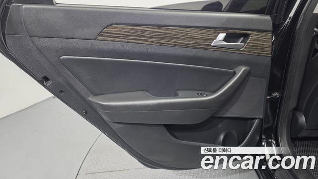 Hyundai Sonata 2015 — photo 15