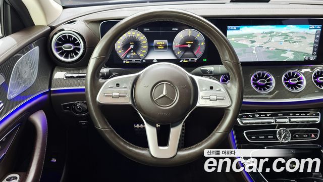Mercedes-Benz CLS-Class 2020 — photo 13