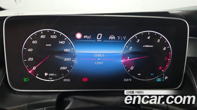 Mercedes-Benz GLC-Class 2024 — photo 11