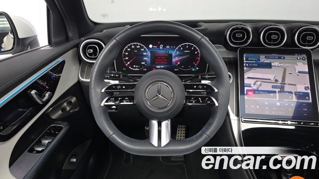 Mercedes-Benz GLC-Class 2024 — photo 19