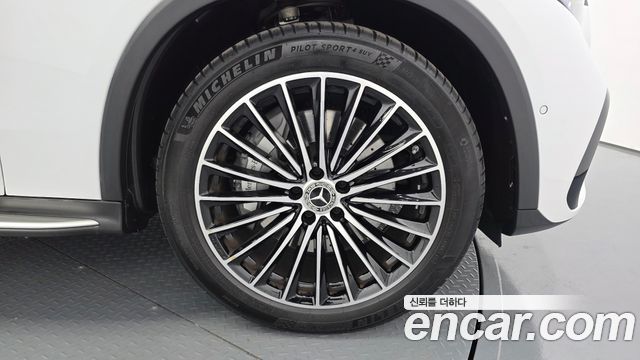 Mercedes-Benz GLC-Class 2024 — photo 7