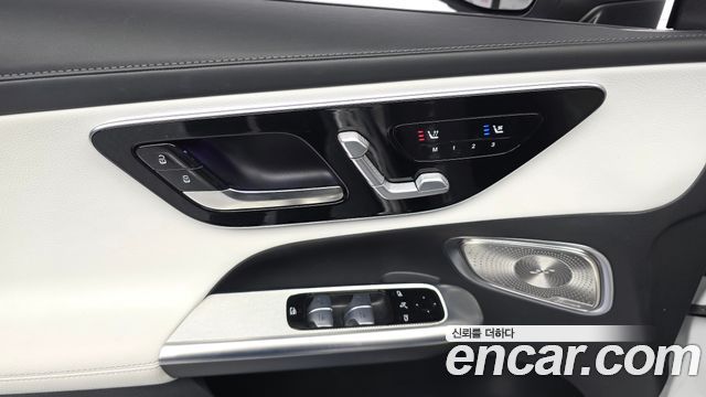 Mercedes-Benz GLC-Class 2024 — photo 31