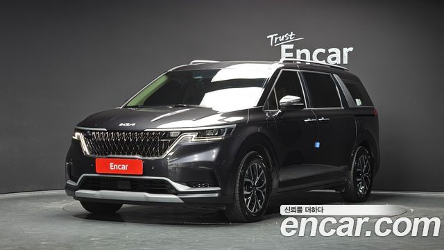 Kia Canival 2022 — photo 1