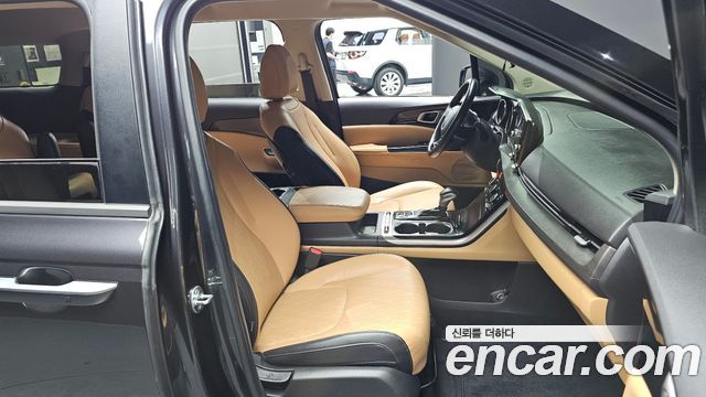 Kia Canival 2022 — photo 10