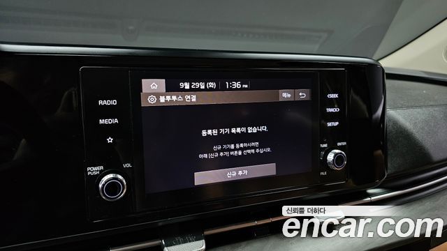 Kia Canival 2022 — photo 16