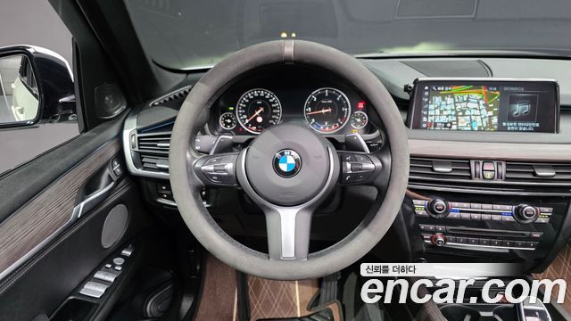 BMW X5 2017 — photo 13