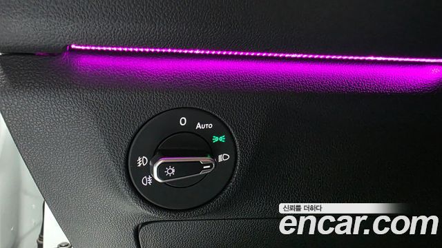 Volkswagen Jetta 2021 — photo 29