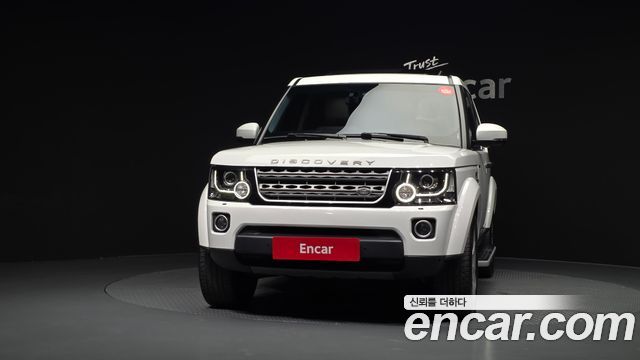 Land Rover Discovery 2016 — photo 3